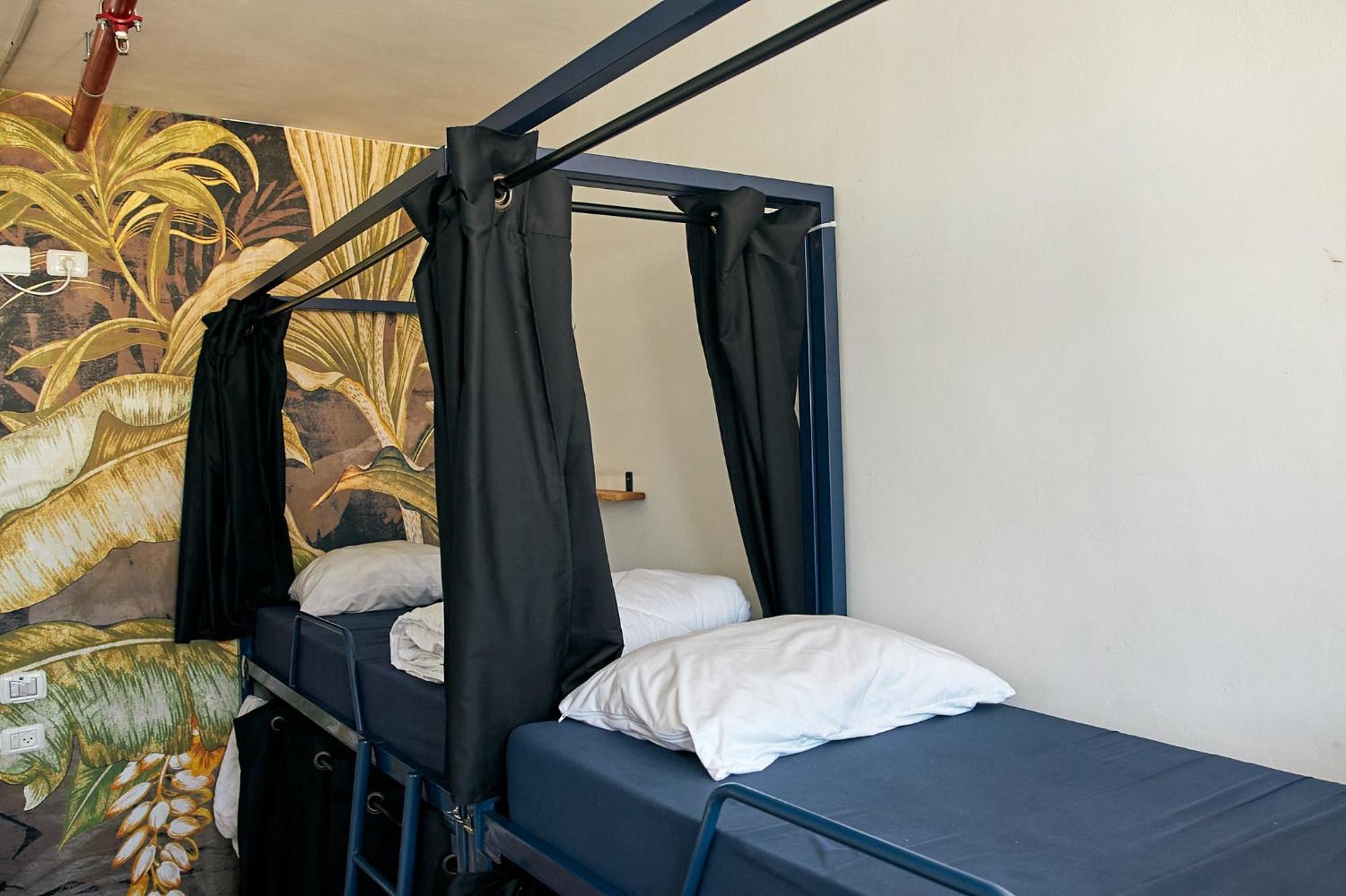Jungle Jaffa Hostel Age 18 To 45 Tel Awiw Zewnętrze zdjęcie